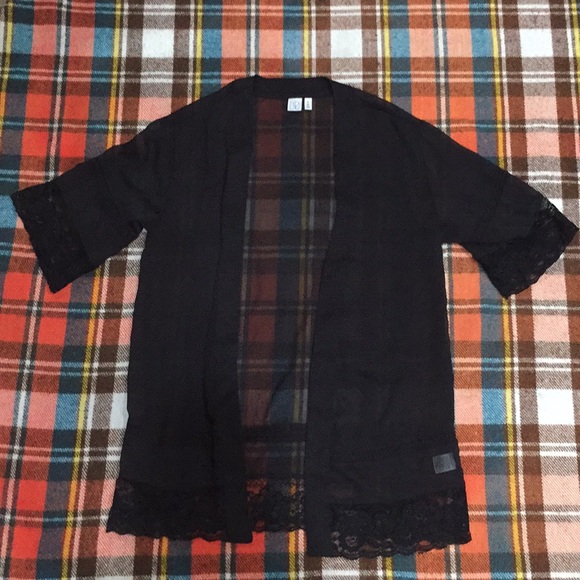 Super cute black sweater😍 - Picture 2 of 2